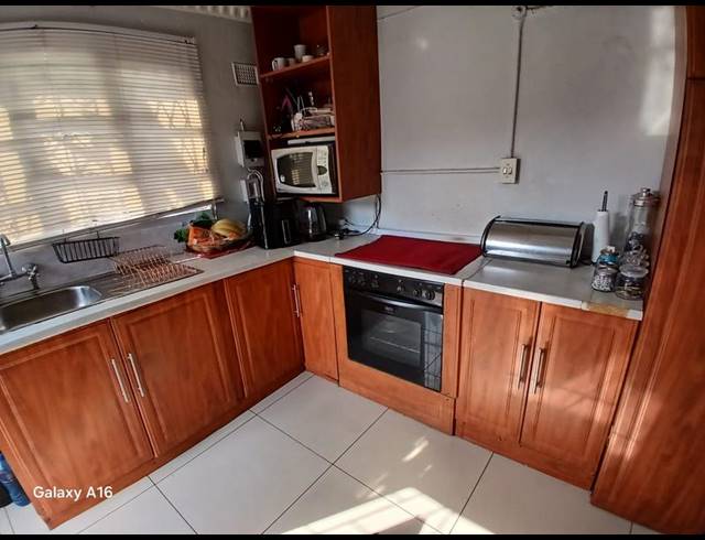 2 BEDROOM HOUSE FOR SALE IN SHALLCROSS